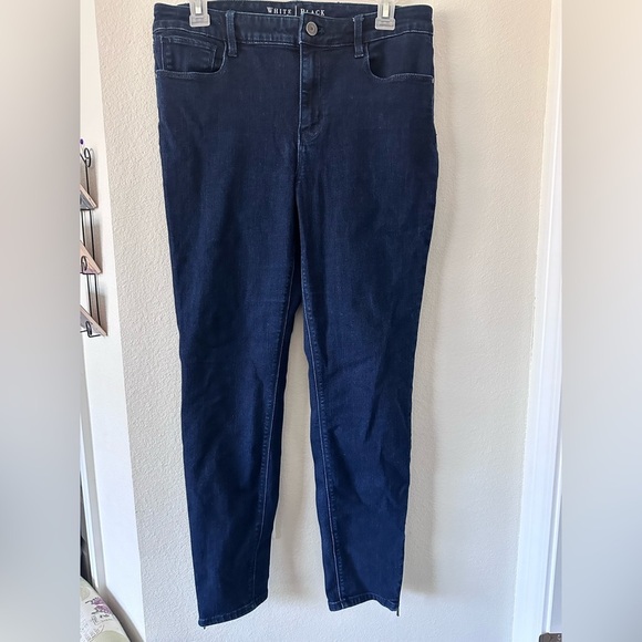 White House Black Market Skinny Blue Ankle Zip Jeans - Picture 1 of 7